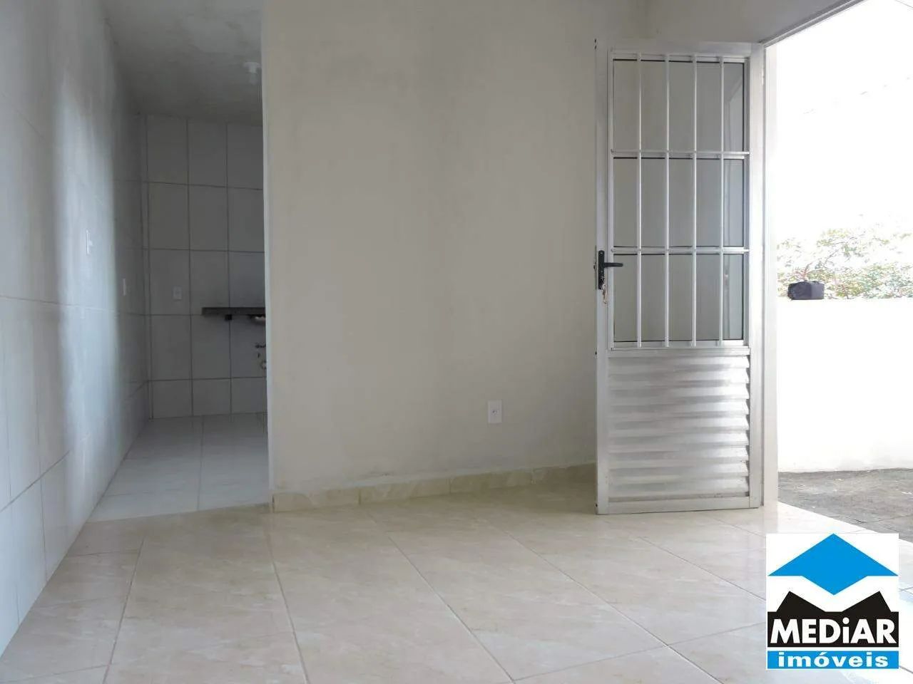 Casa com 2 quartos para alugar em Belo Horizonte - Foto 2
