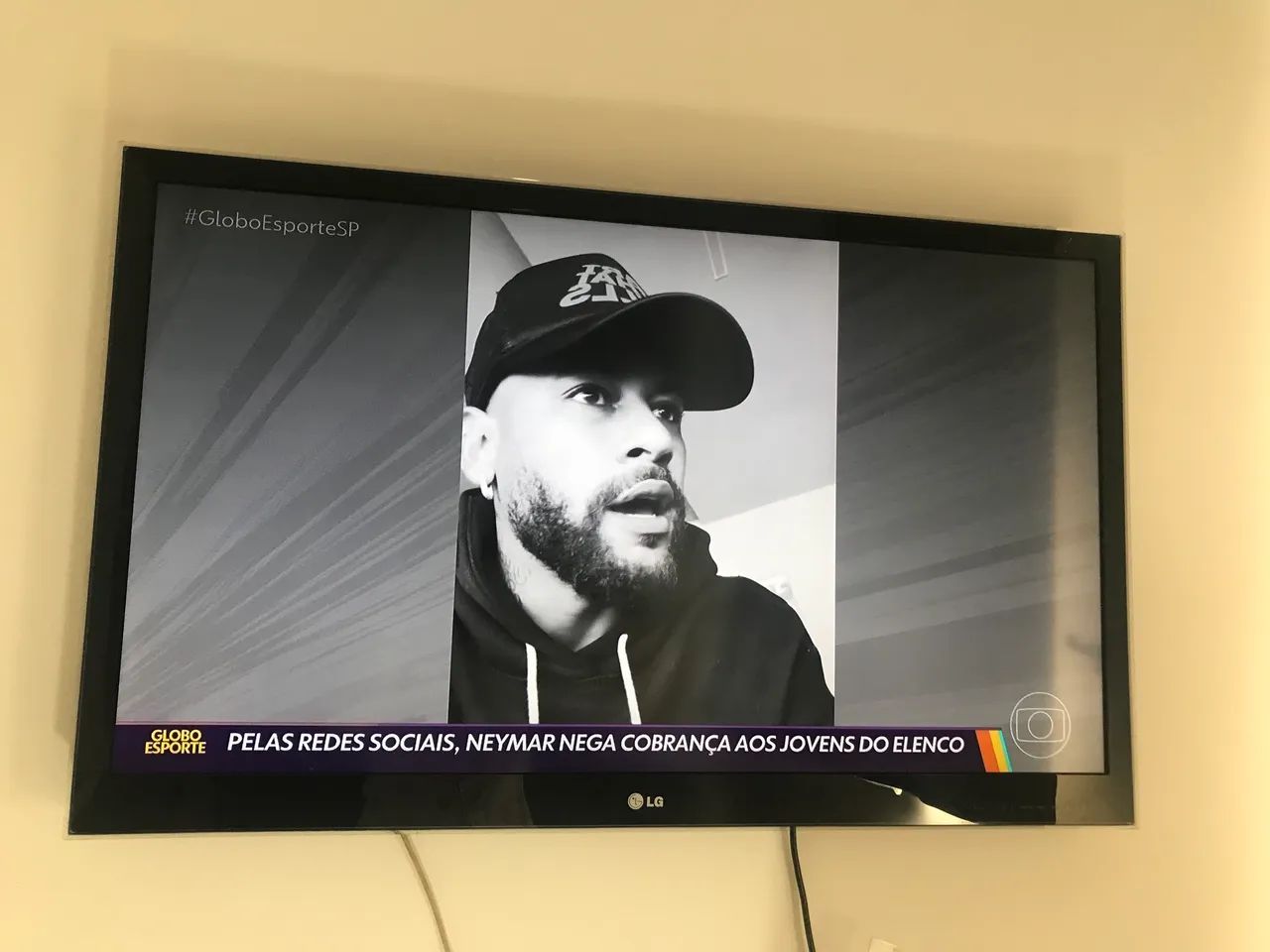 Tv usada 47 polegadas não é smart - Foto 2