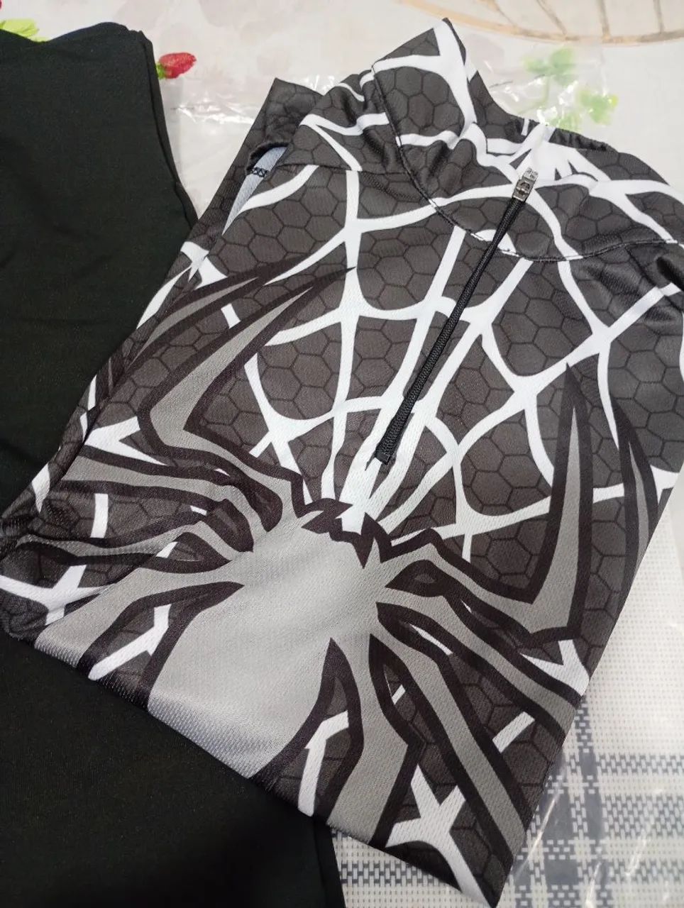 Camisa e calça ciclista + óculos  - Foto 5