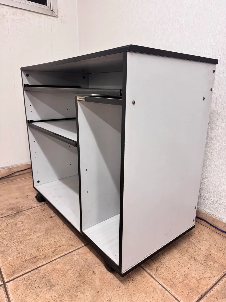Mesa para Computador - Escrivaninha (Cinza com preto) - Foto 2