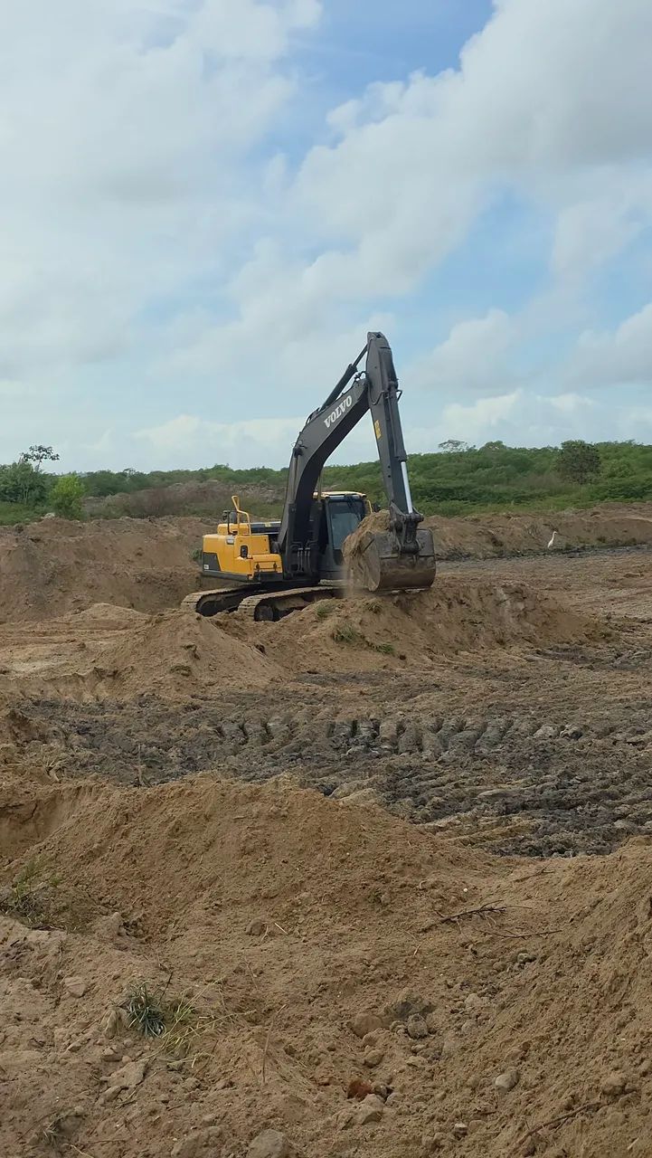Aluguel de Escavadeira Volvo  - Foto 4