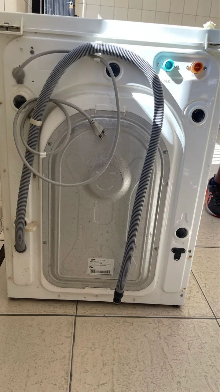 Máquina lava e seca com uma peça para trocar  - Foto 4