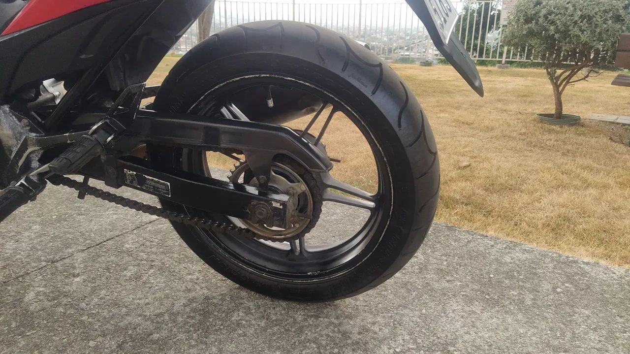 CB 300 - Foto 3
