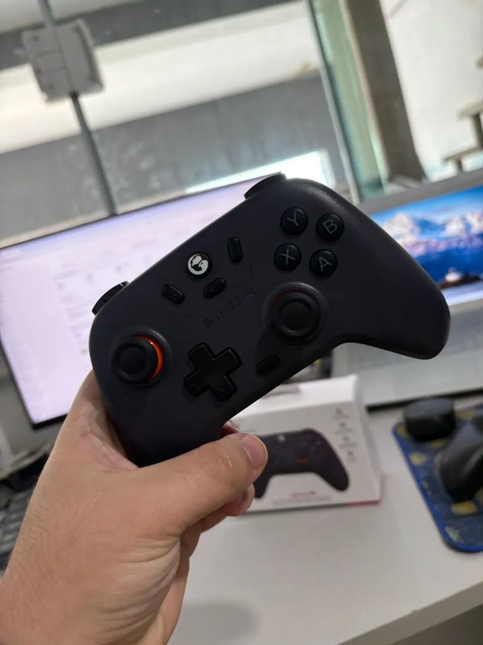 Controle Gamesir NOVA LITE Hall Effect RECARREGAVEL USB DONGLE E BLUETOOTH  - Foto 3