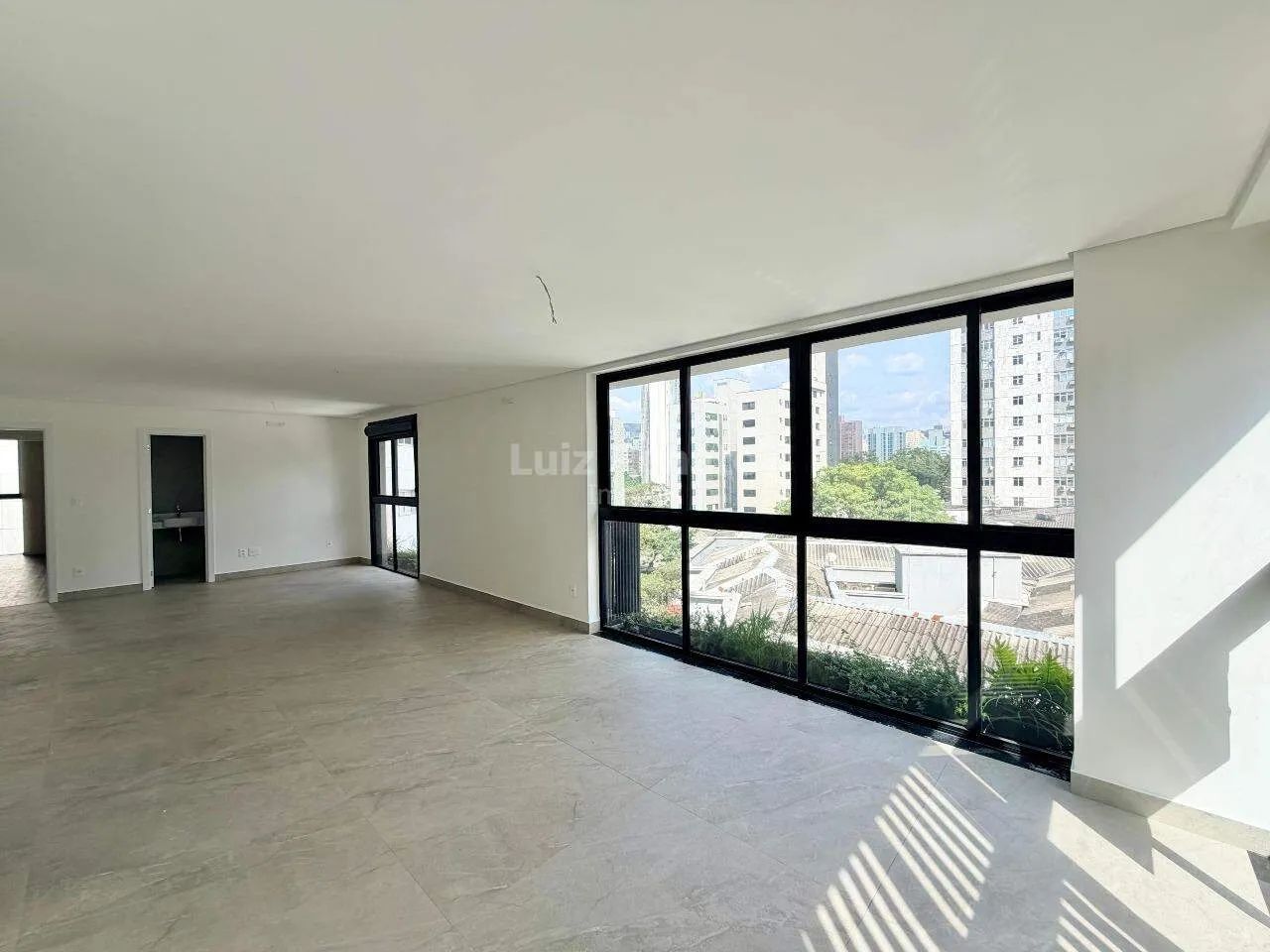 Apartamento à venda no bairro Lourdes - Foto 2