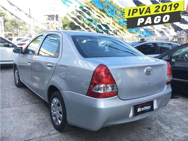 Toyota Etios Sedan X 1.5 completo 2017 nunca foi de aplicativo veiculo particular! - Foto 2