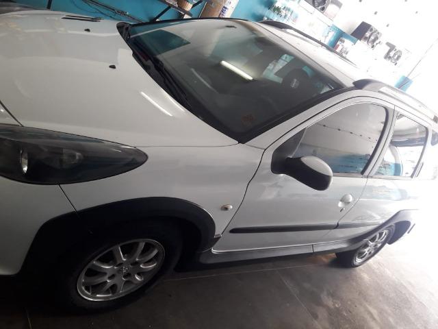 Peugeot 207 escapade - otima oportunidade - Foto 6