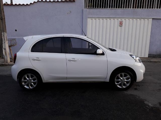 Nissan March SV 1.6, passo financiamento. Aceito pagar no meu nome - Foto 5