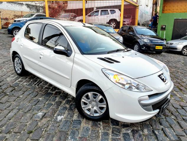 Peugeot 207 XR 2014 novíssimo + IPVA e transferência - Foto 3