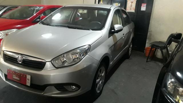 Fiat Grand Siena Actrattive 1.4 2014 - Foto 3