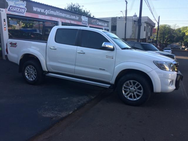 TOYOTA HILUX CD SRV D4-D 4X4 3.0 TDI DIESEL AUT - Foto 3