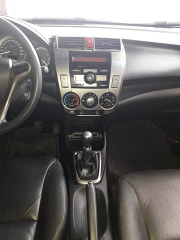 Honda -City Lx 2013 Mecânico c/Couro Sem consulta Score p/Financiamento!!! - Foto 9