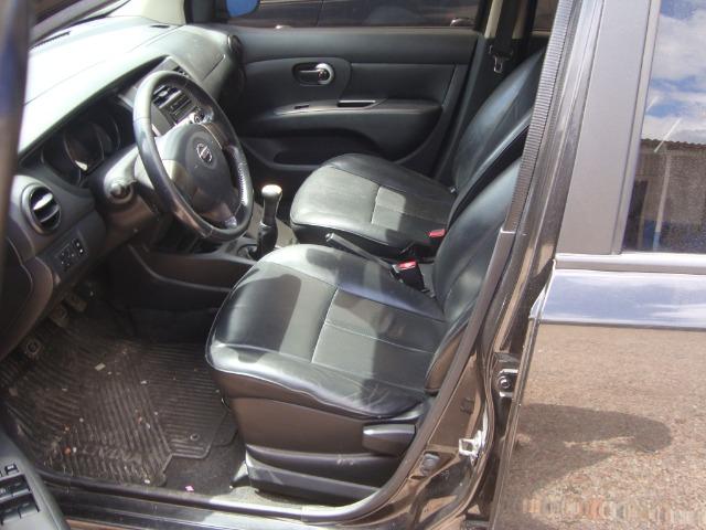 Livina 1.6 S Completa 2012 Preta - Foto 6