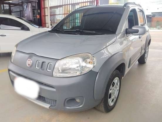 CARRO FIAT UNO /// 2011
