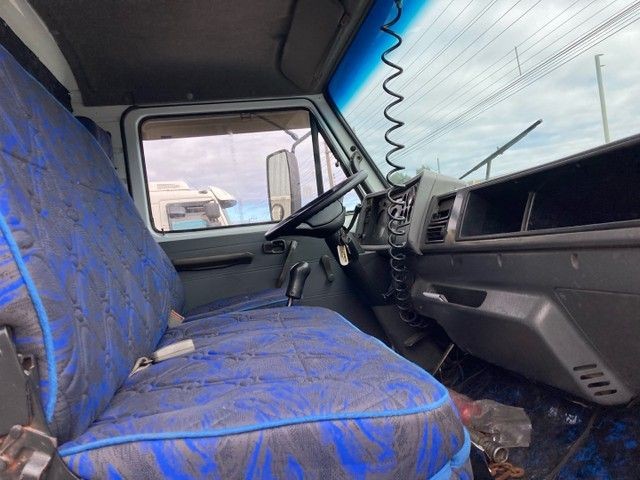VENDO CAMINHÃO VW