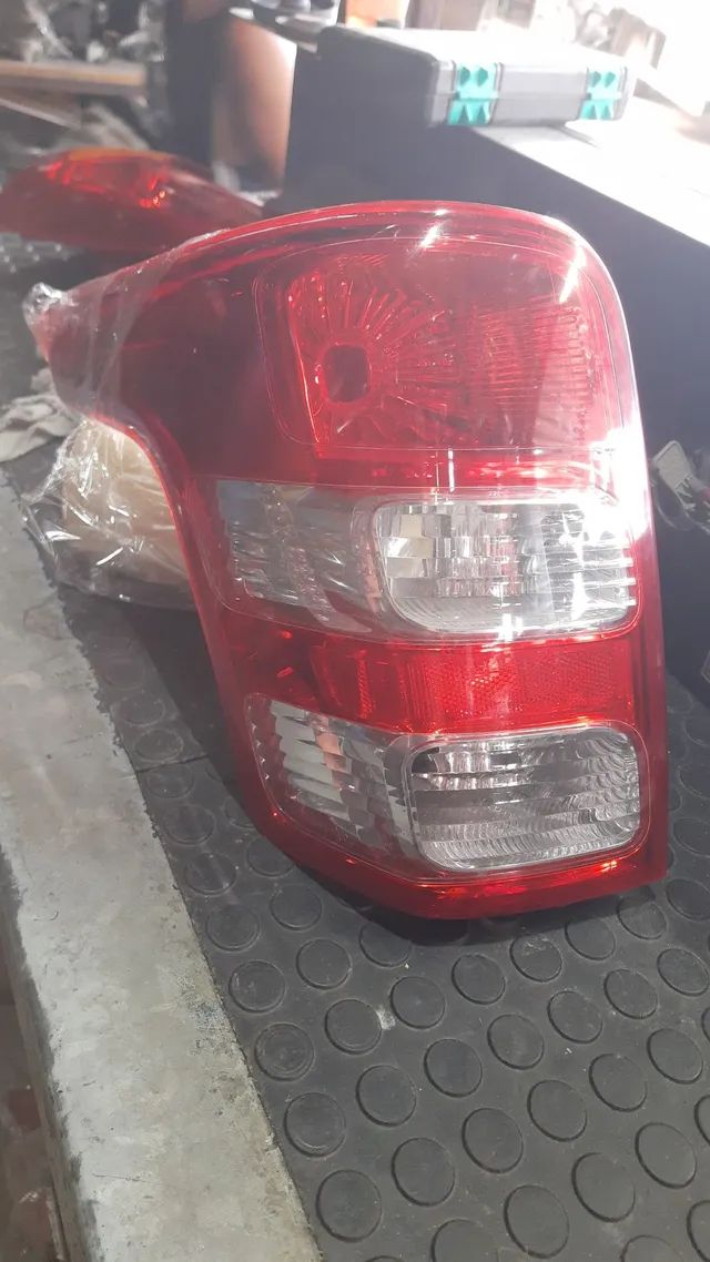 Lanterna da L200 Triton sport