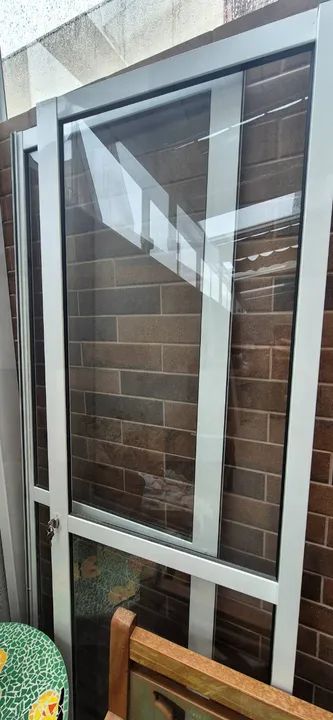 Porta de vidro 2 folhas de alumínio  - Foto 2