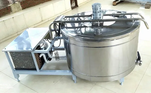 Tanque InoX Resfriador de Leite 340 Litros 220 monofásico