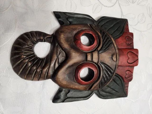 Trio de máscaras em madeira maciça  importadas  - Foto 6