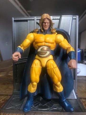 MARVEL LEGENDS/SENTRY/SENTINELA