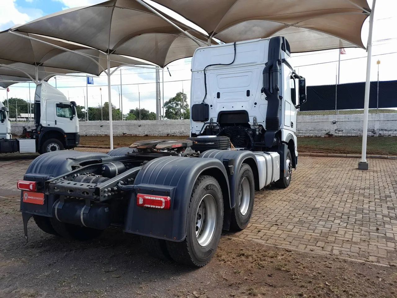 Mercedes-Benz Actros Actros 2651 MP5 LS 6x4 2p (diesel)(E5) 2021/2022 Vamos Seminovos REGE - Foto 4