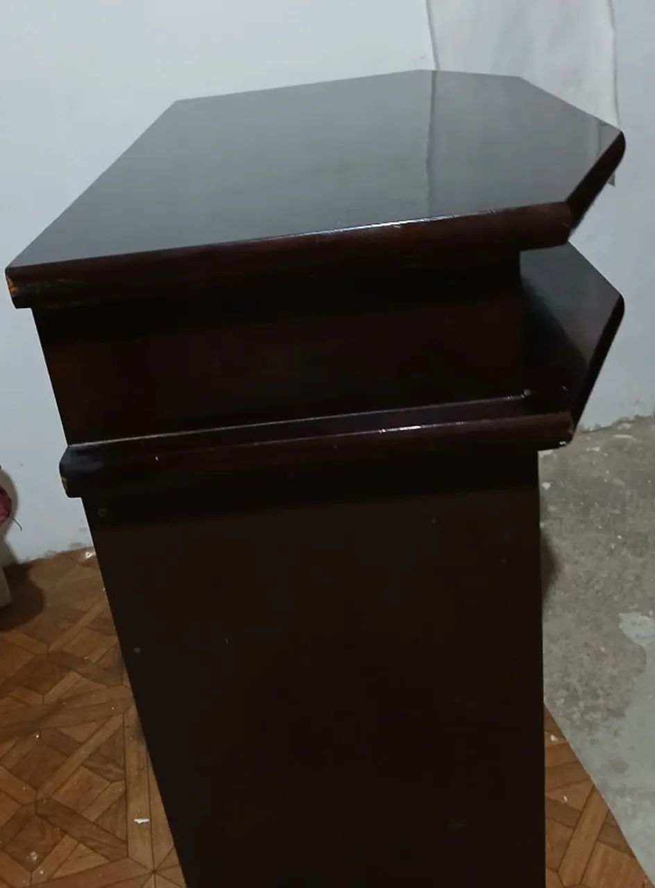 Rack de madeira64842072779138121