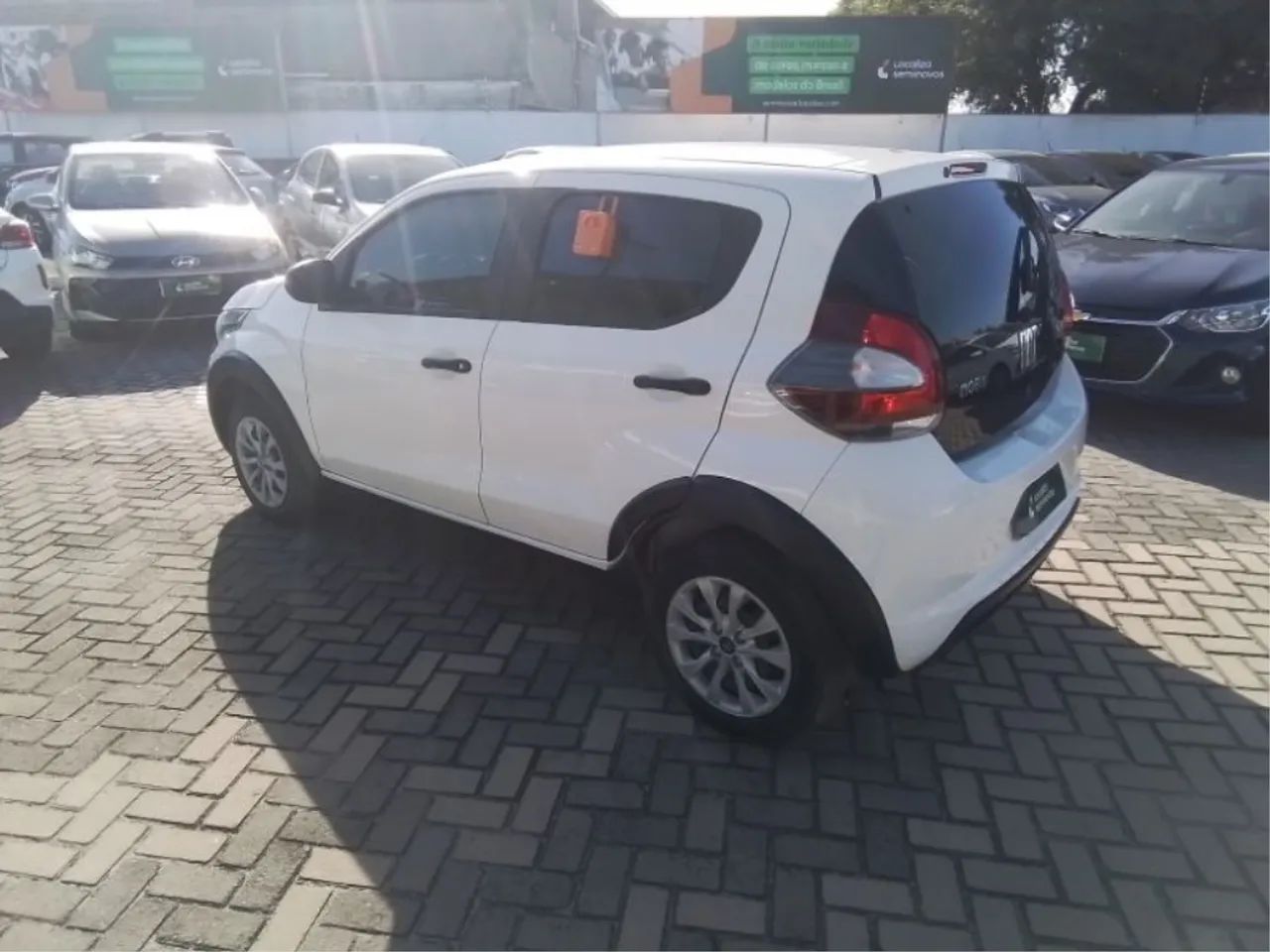 Fiat Mobi 2023 1.0 evo flex like. manual - Foto 4