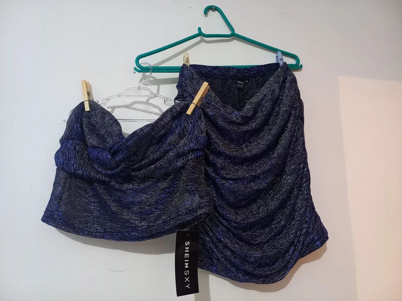 Conjunto Top e Saia Azul com Brilho