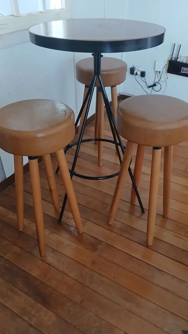 Mesa bistro couro com 3 poltrona  - Foto 3