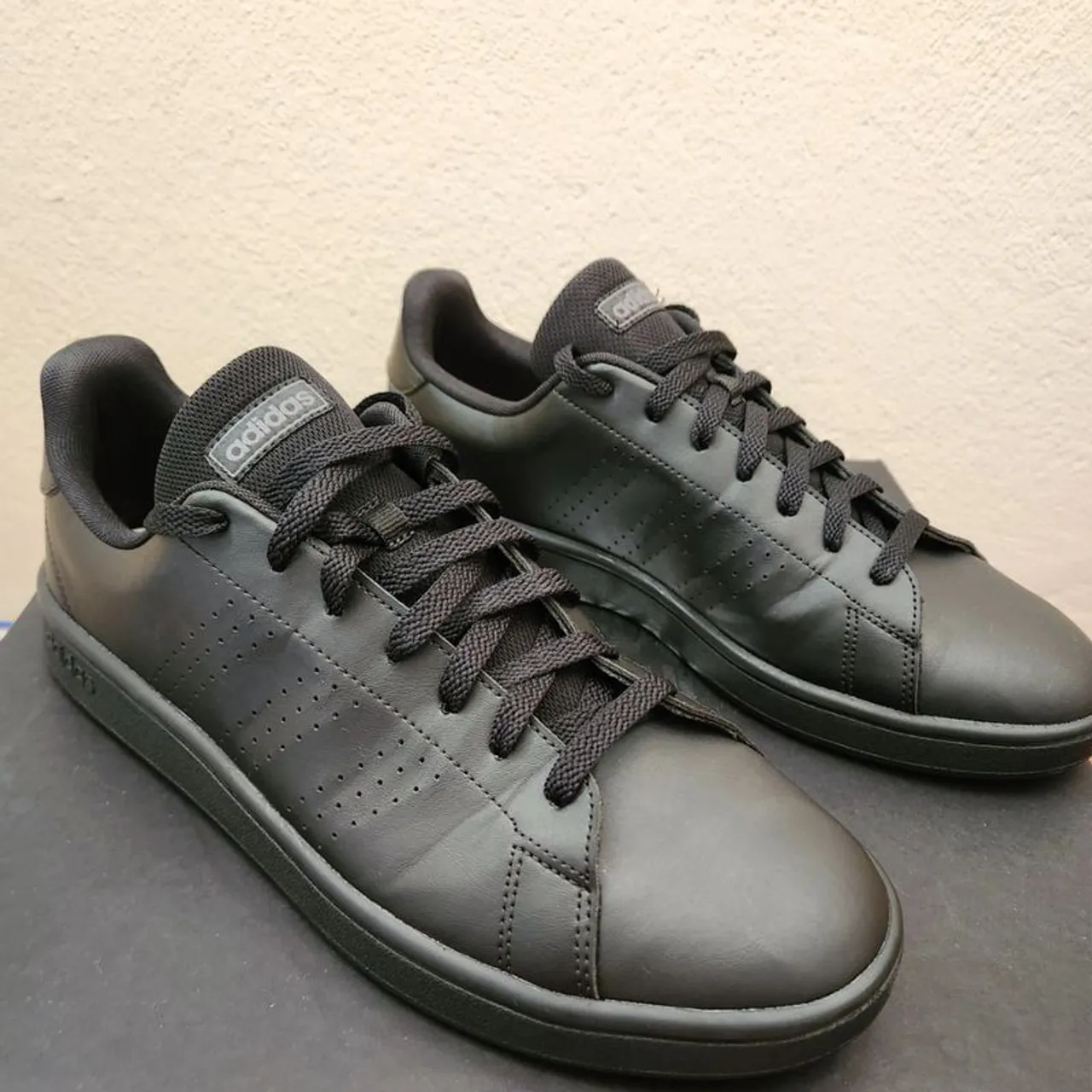 Adidas 43 novo - Preto