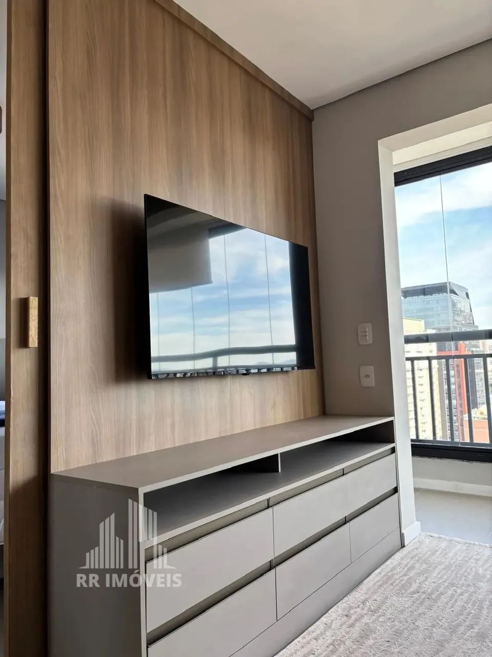 RR8361 Studio MOBILIADO 40m² CONDOMÍNIO FIORI - OPORTUNIDADE - 1 Dormitório 1 Vaga - Barue - Foto 4