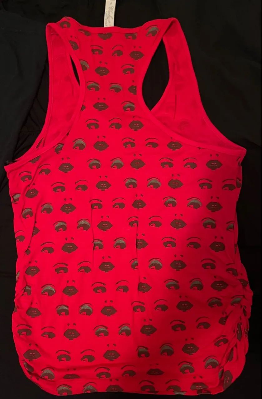 Camiseta Divas Vermelha - Tamanho P - Foto 2