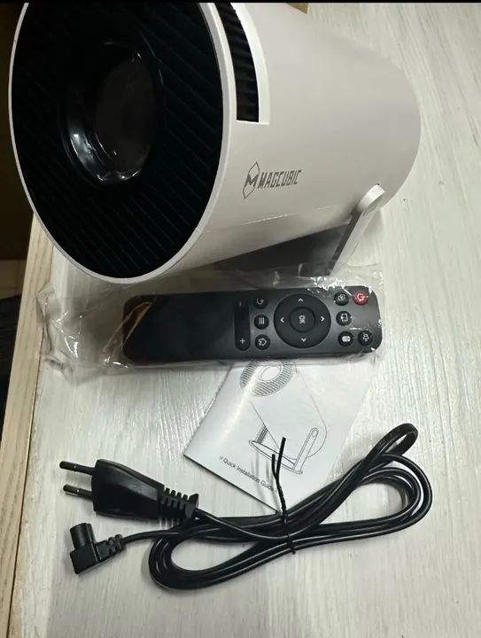 Mini Projetor Portátil Hy300 Wifi 6 Hd 200ansi Android 11 (Original Magcubic) - Foto 3