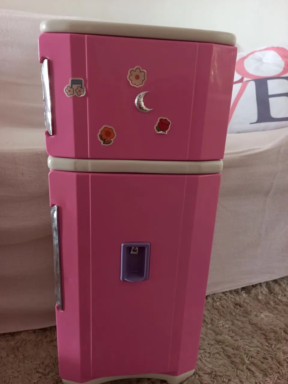 Geladeira de Brinquedo Rosa - Diversão na Cozinha!