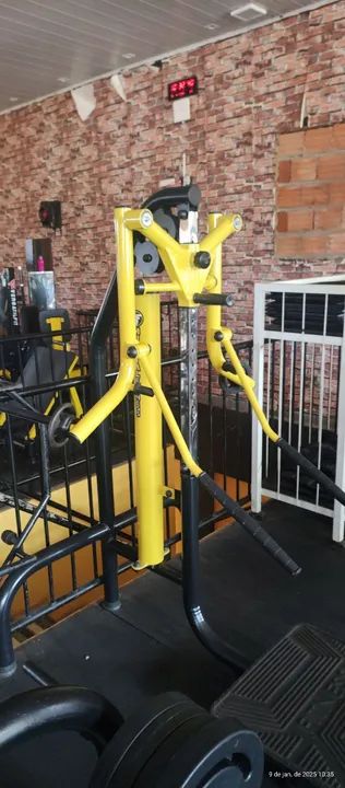 Aparelho de Musculação para Puxada - Alta Qualidade