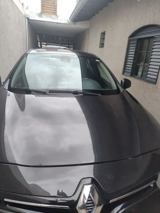 Carro Sedan - Excelente estado - Foto 4