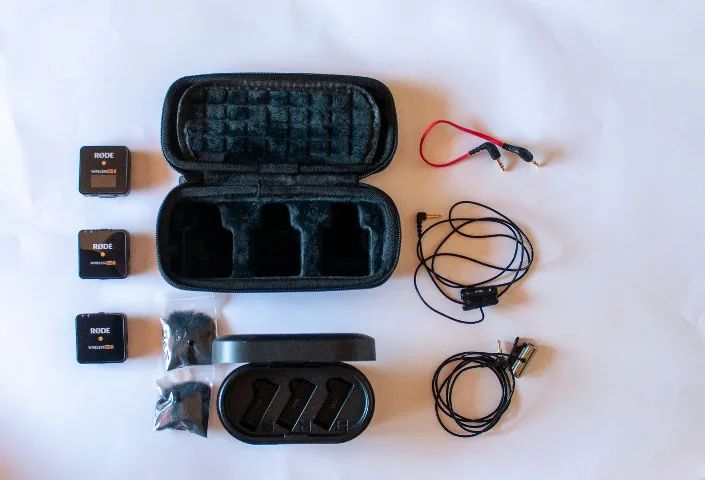 Rode Wireless Go II Lapel Microphone - 3 Units + Cases64407621143938121