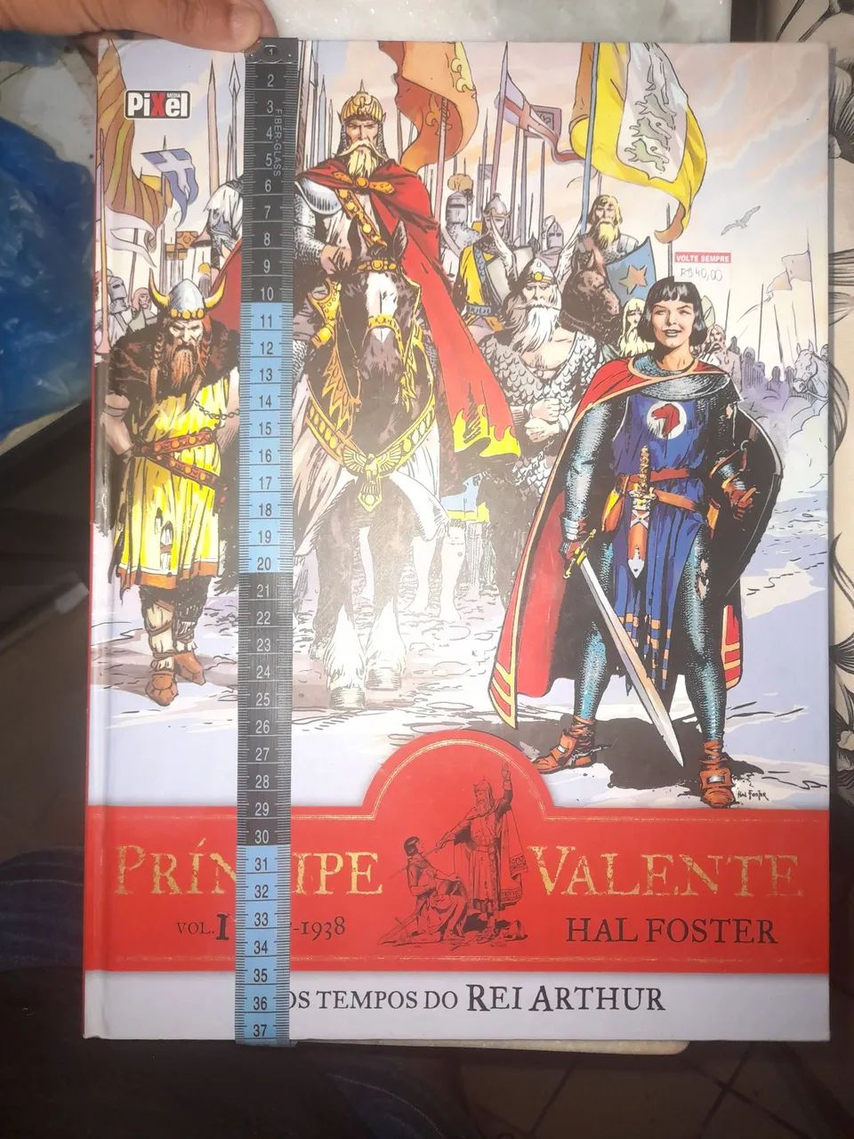 Livro Principe Valente  - Foto 4