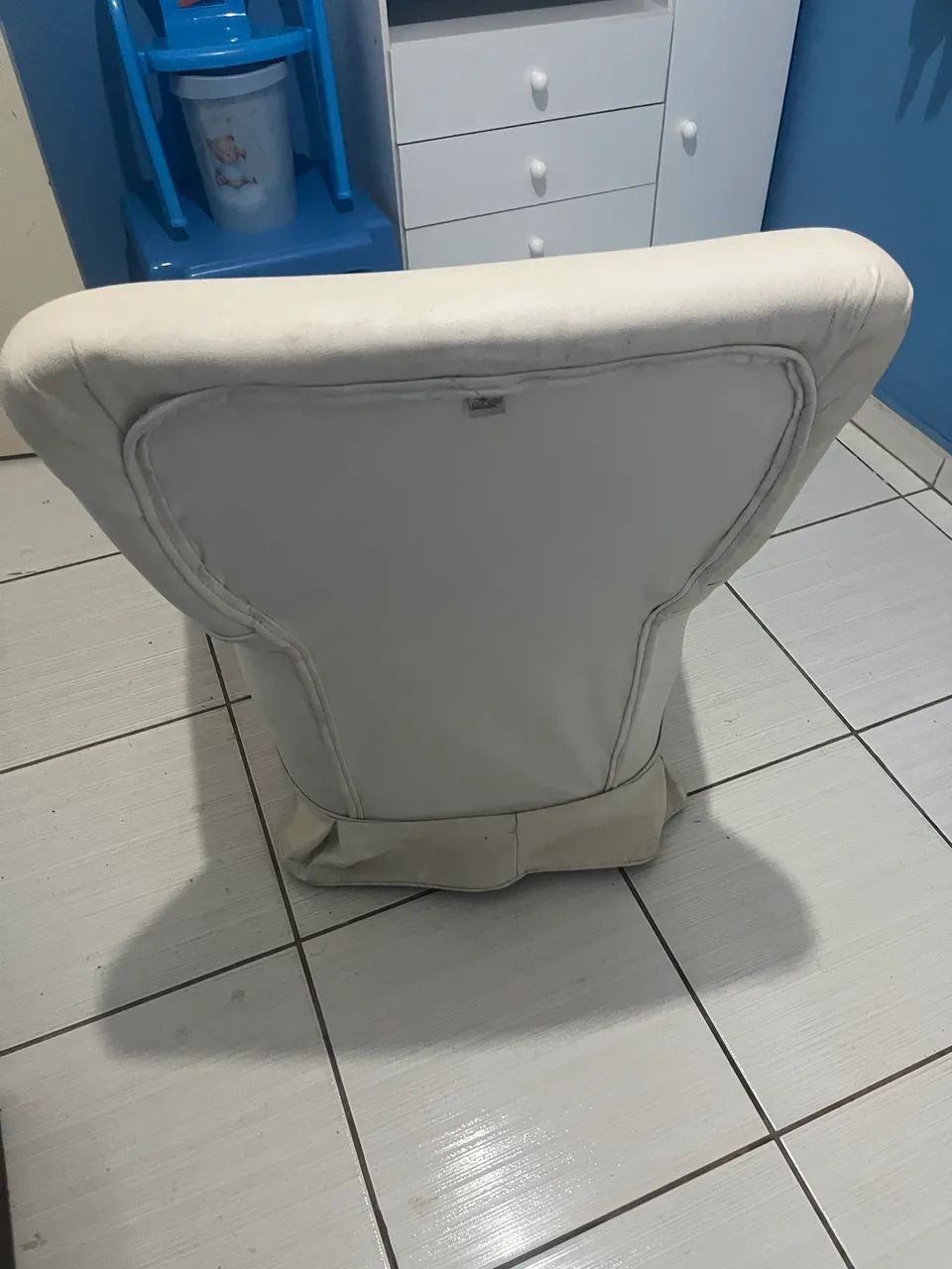 Nursing chair/recliner65746288518147122