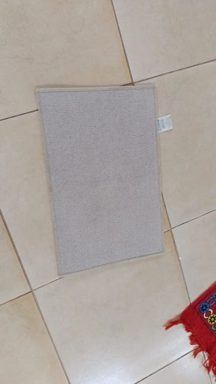TAPETE PINHEIRO- FIO BAIXO - RECEPÇÃO- SALA- CASA- ESCRITÓRIO- 0,40M X 0,60M