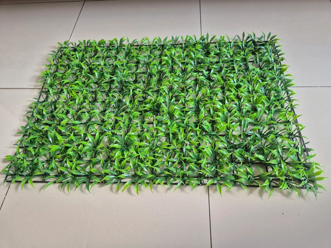 Vendo grama artificial decorativa