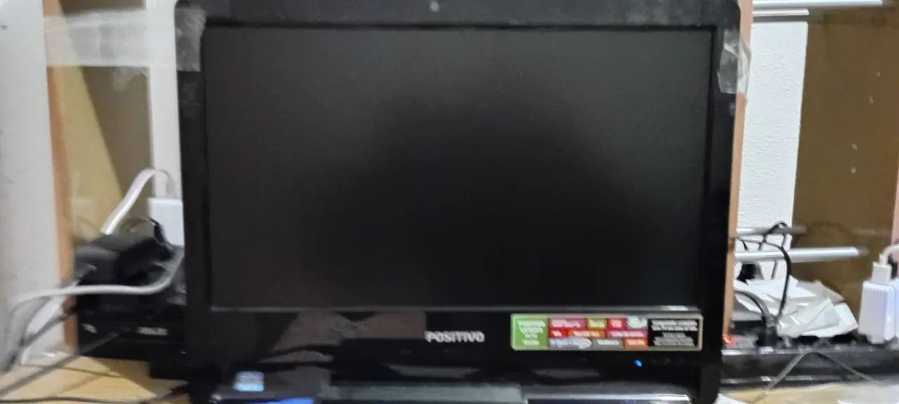 Retirada de peças - Computador Positivo All in One K3260 i3-3110M - Não dá imagem, sem hd