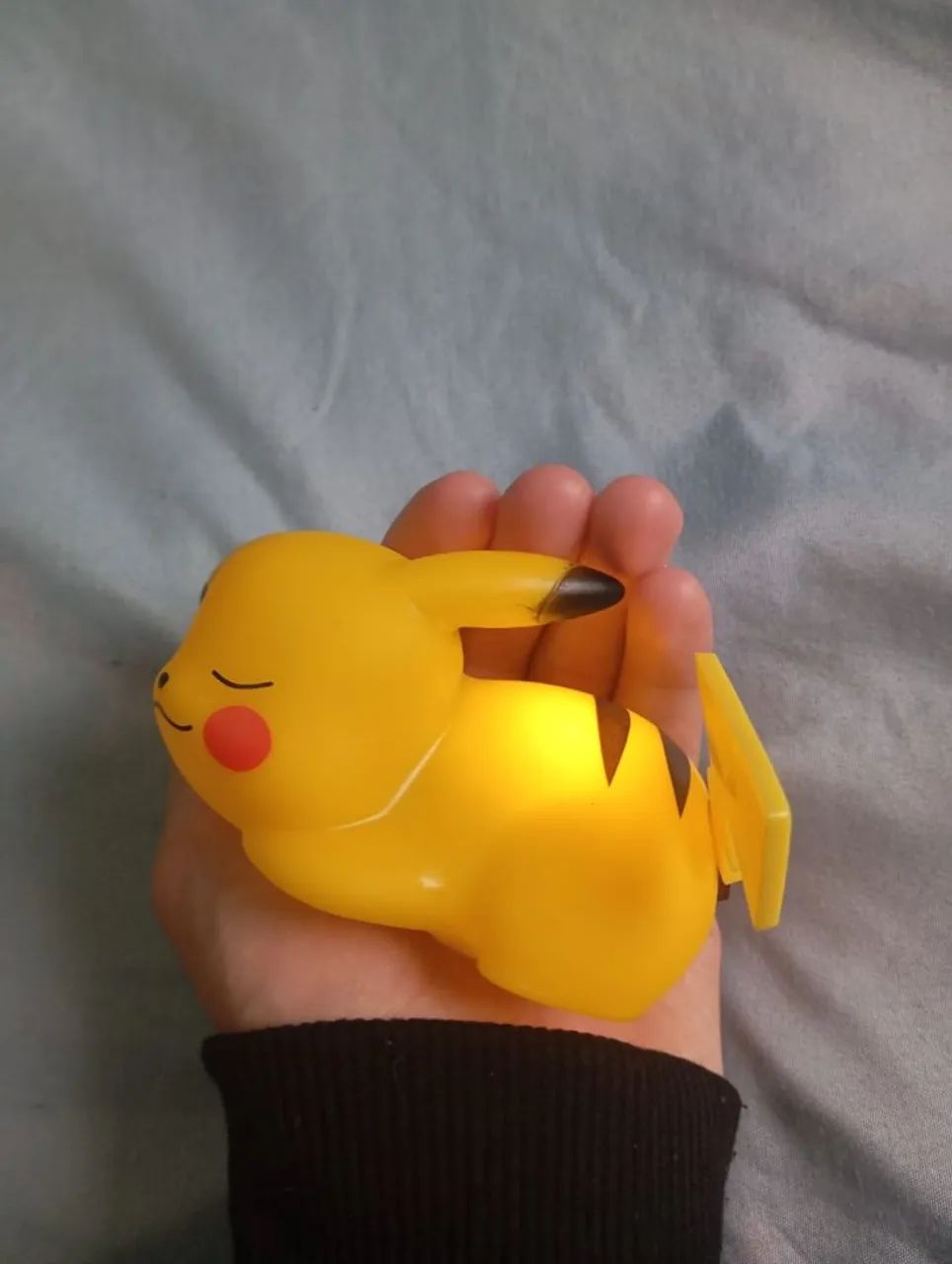 Figure Pikachu com led amarelo e estado de novo! - Foto 2