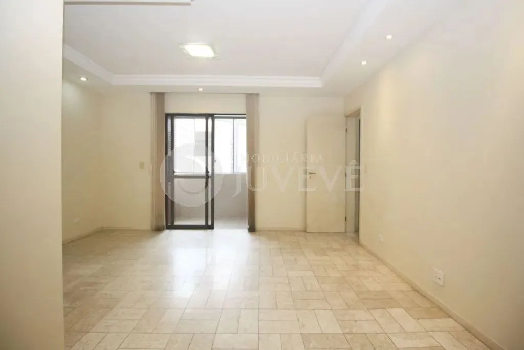 IMOBILIÁRIA JUVEVÊ ALUGA APARTAMENTO CRISTO REI CHURRASQUEIRA CARVÃO PRX HOSPITAIS CAJURU  - Foto 2