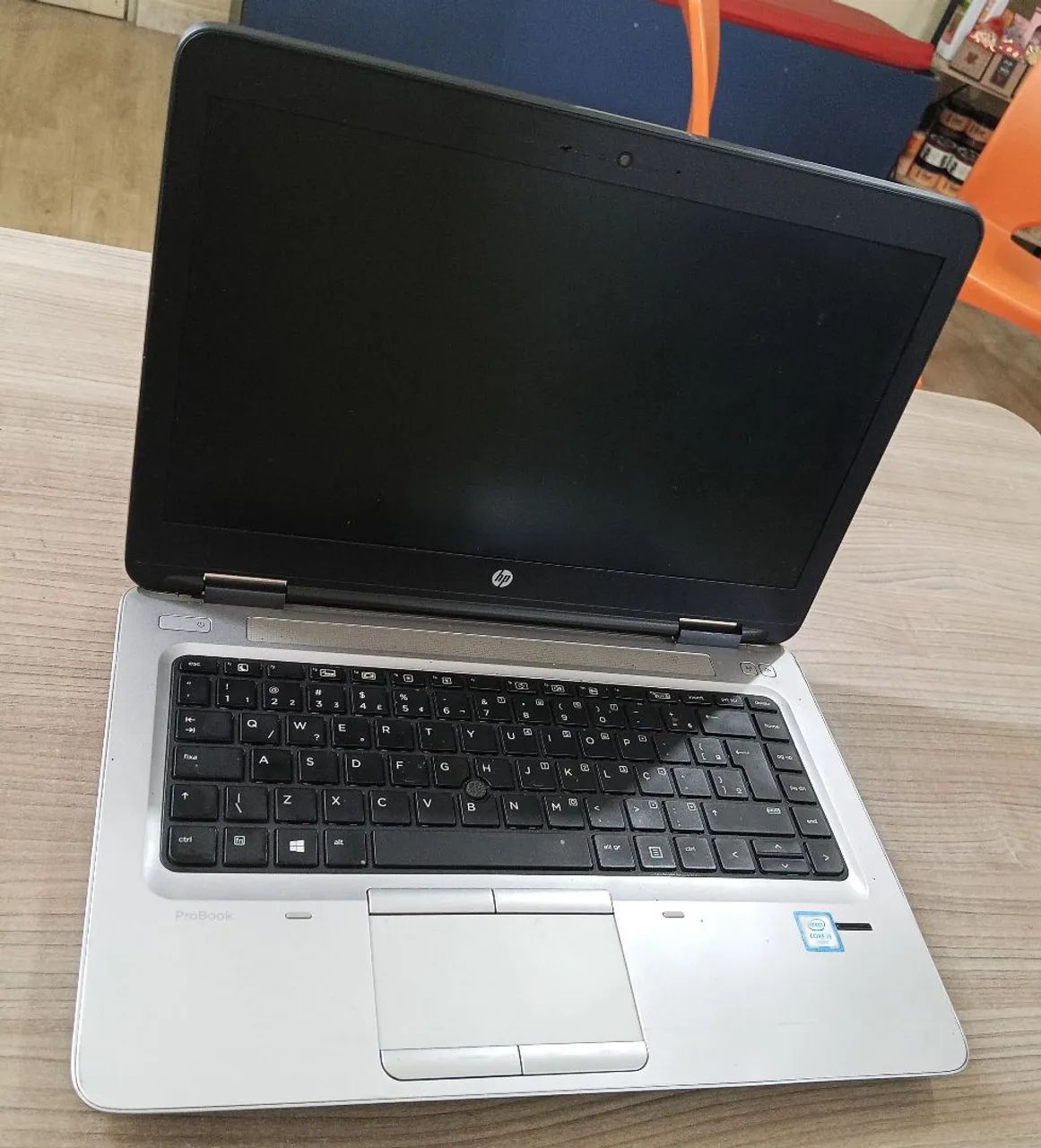 Notebook Hp core i5, 12 gigas, SSD 256 GB conservado - Notebooks