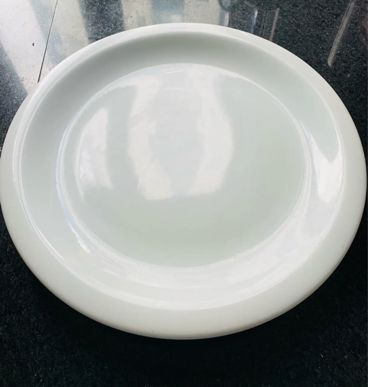 Pratos de cerâmica 25cm novos - cada 15 ou 6 por 80