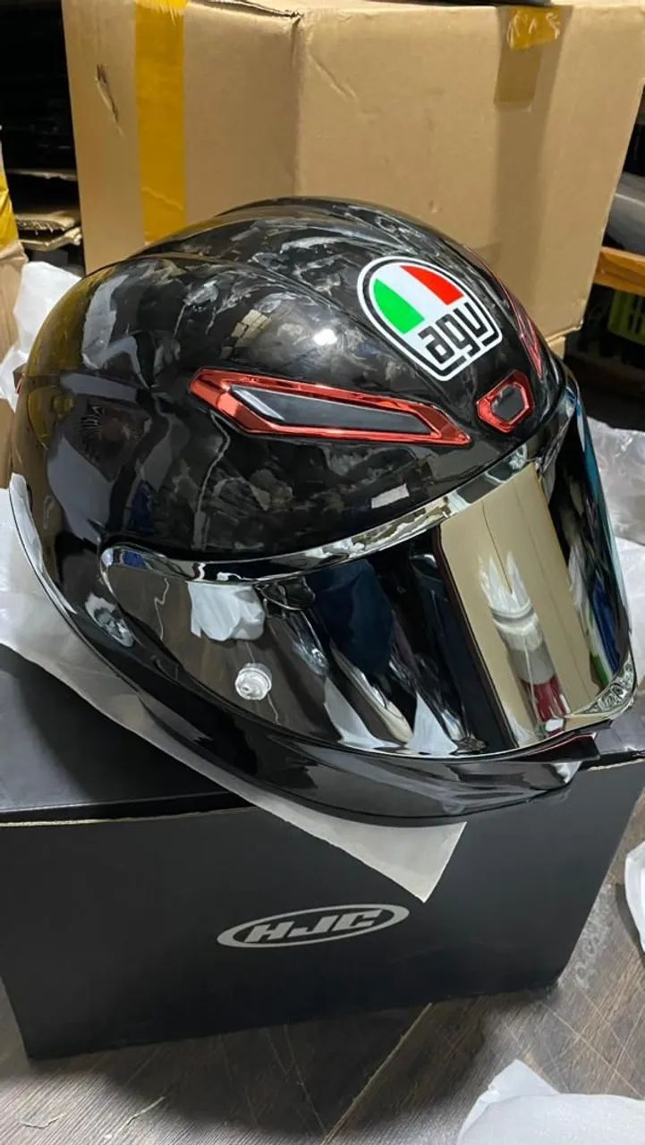 Capacete AGV Pista GP R - Carbono marmorizado