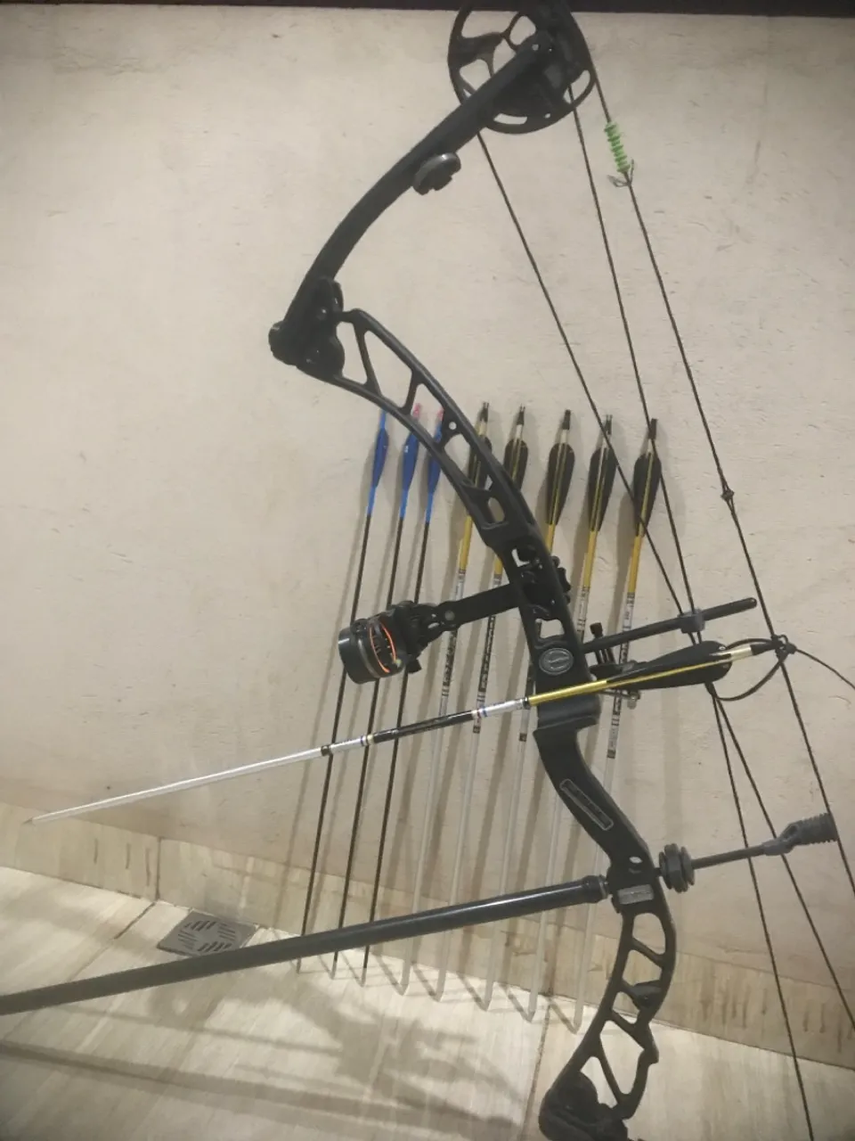 Arco composto completo para tiro esportivo