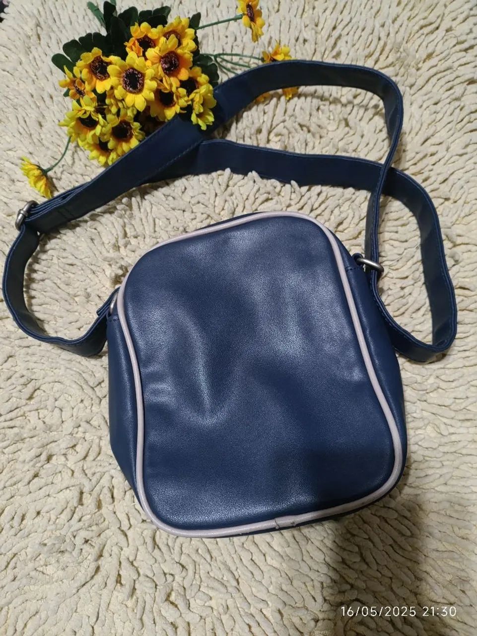 bolsa pequena transversal snoopy  marca semax - cor azul. - Foto 2