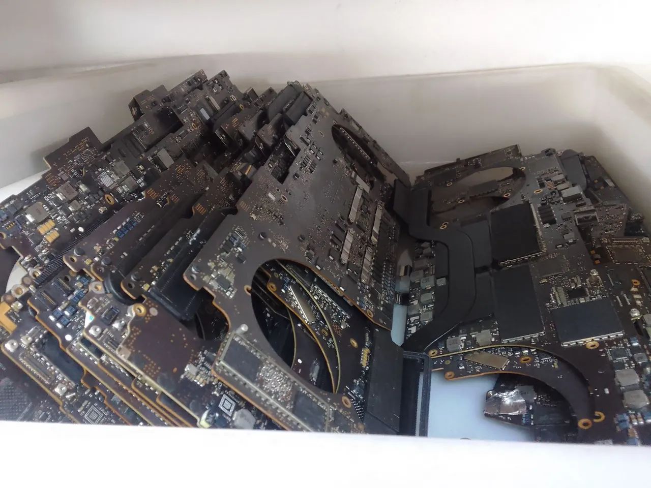 Placa sucata Apple